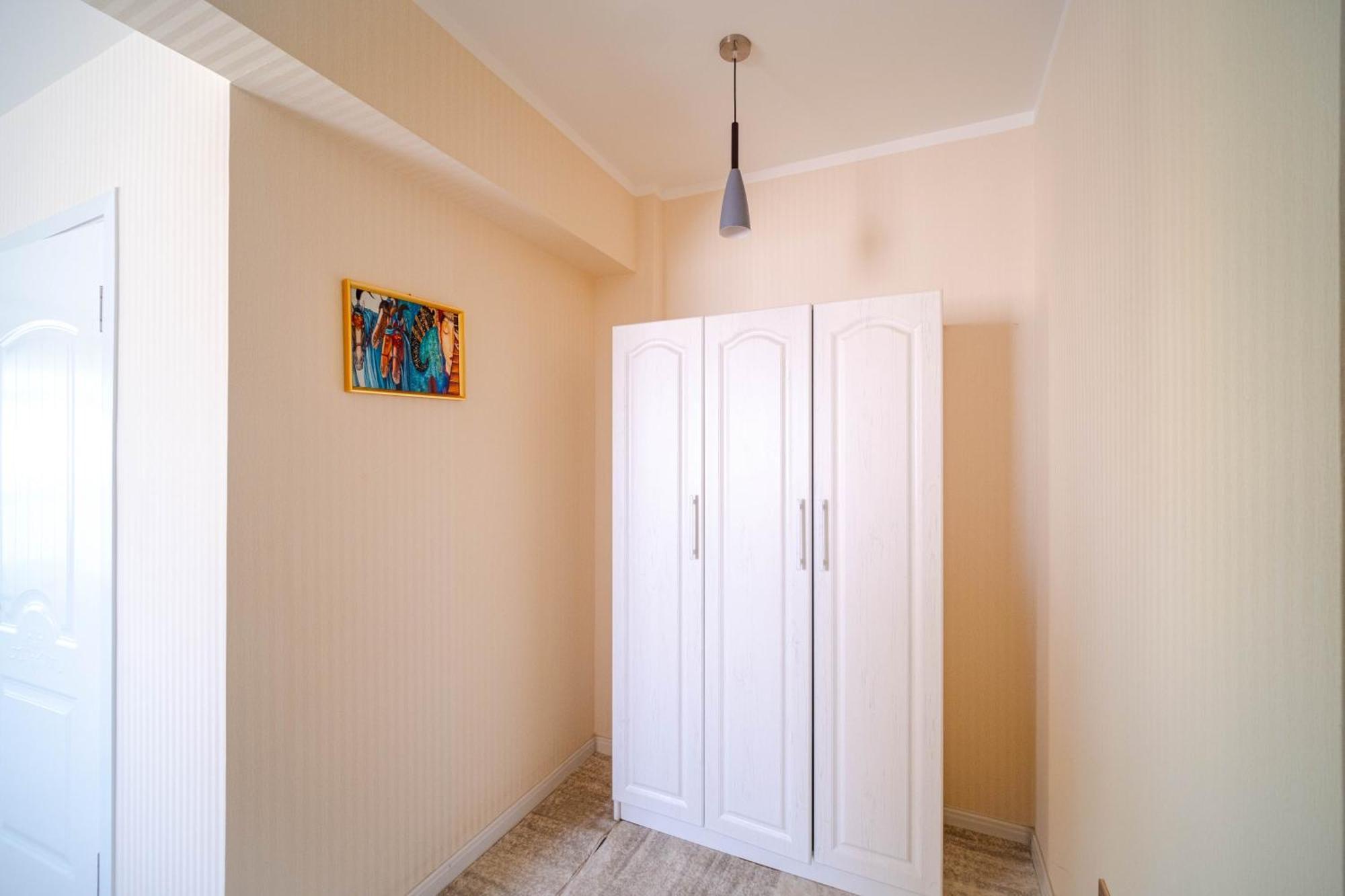 Eagle Town Serviced Apartment Ulán Bator Exterior foto